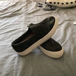 steve madden camo platform flats